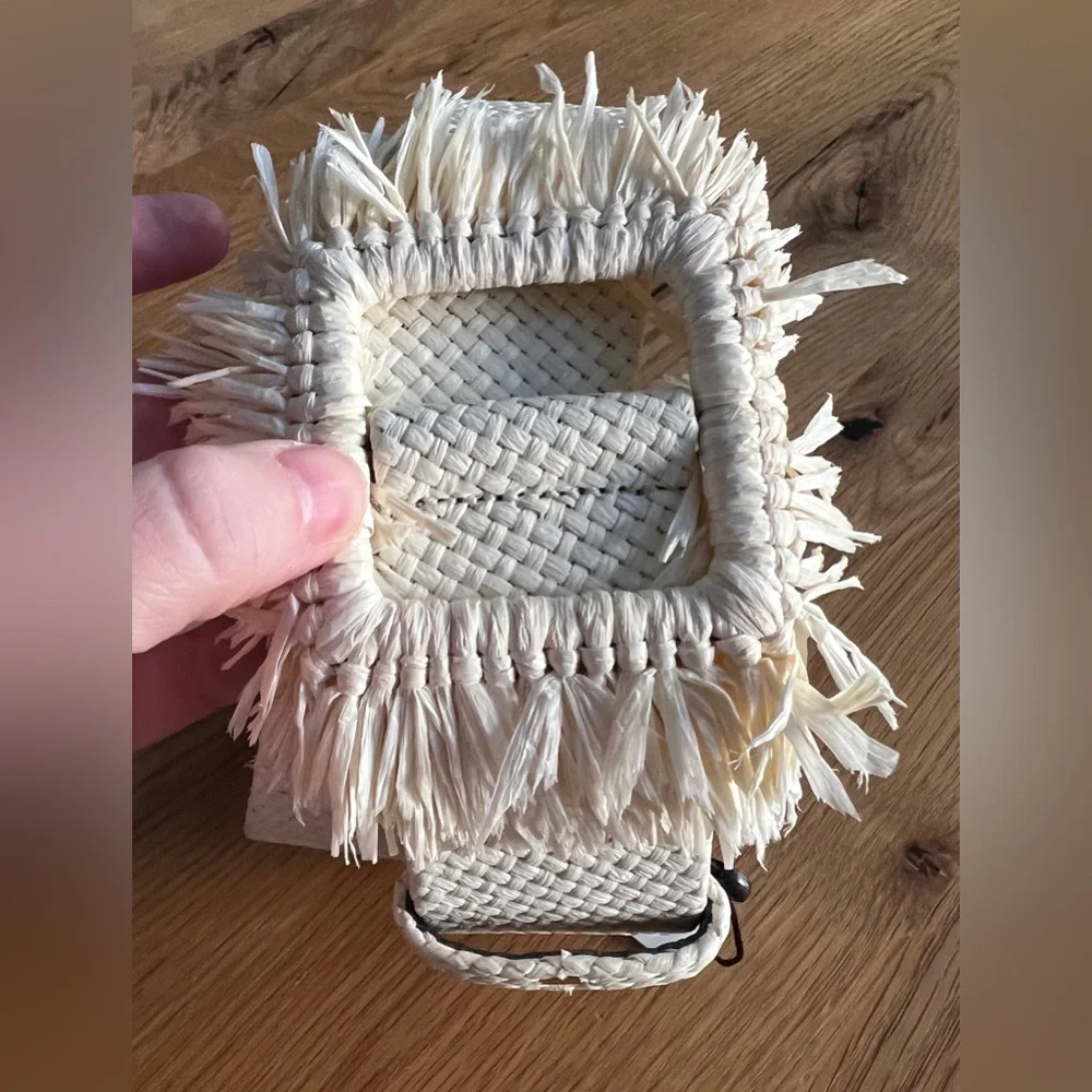 OSCAR DE LA RENTA WOVEN FRINGE TRIM BELT, IVORY, SIZE L, NWT.